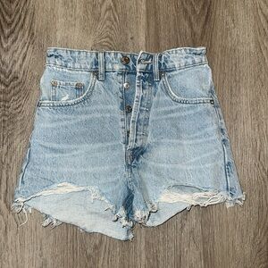 Light wash Zara frayed high waisted denim shorts
